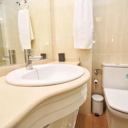 Familiar Torresol 公寓 *